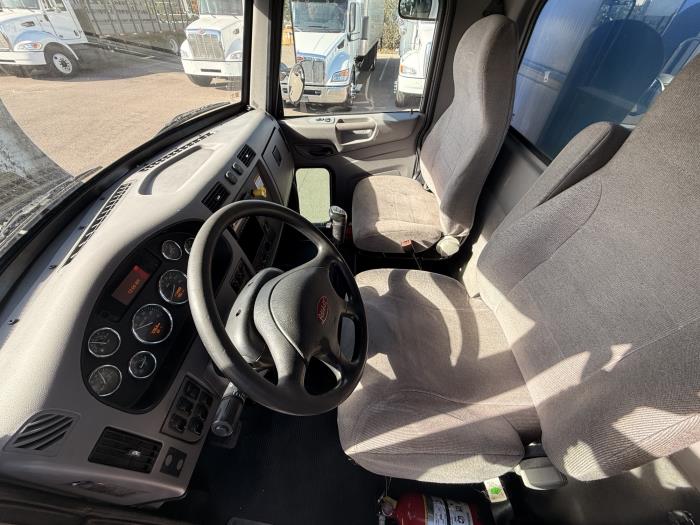 2018 Peterbilt 337-9