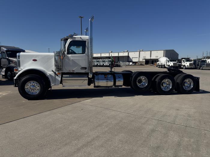 2026 Peterbilt 589-2