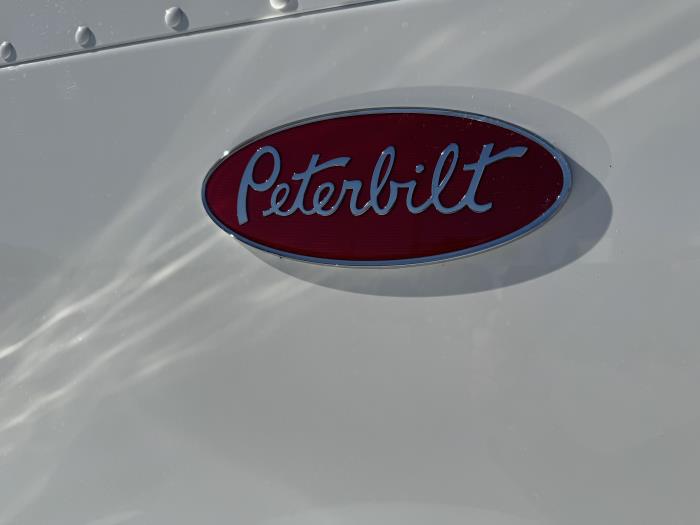 2026 Peterbilt 589-10