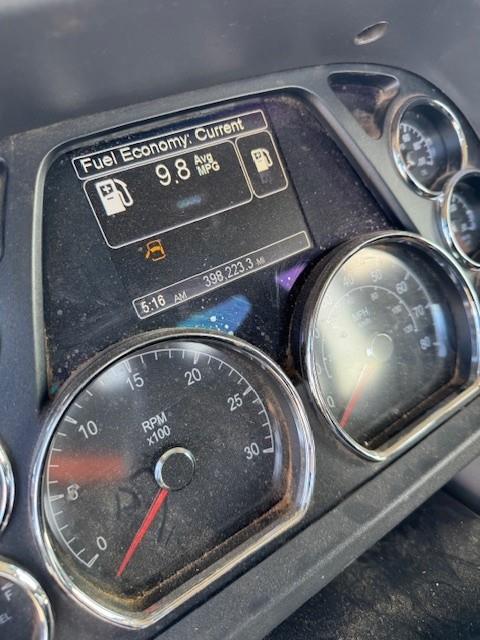 2020 Peterbilt 567-3