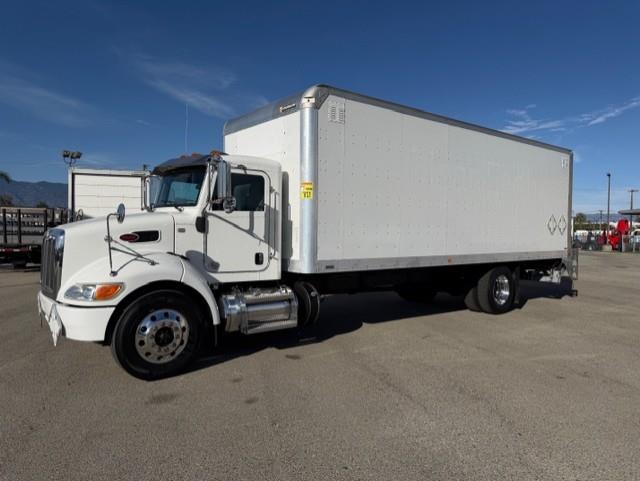 2020 Peterbilt 337-1