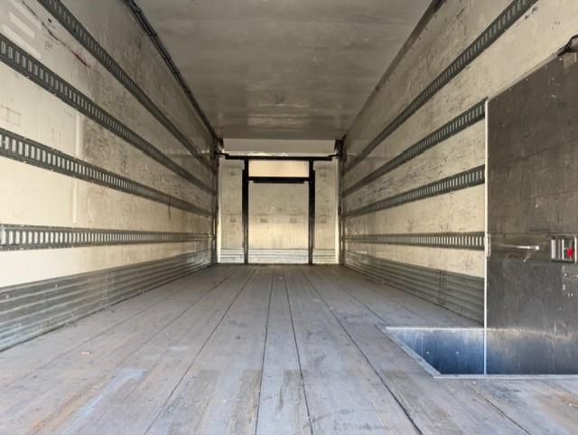 2020 Peterbilt 337-6