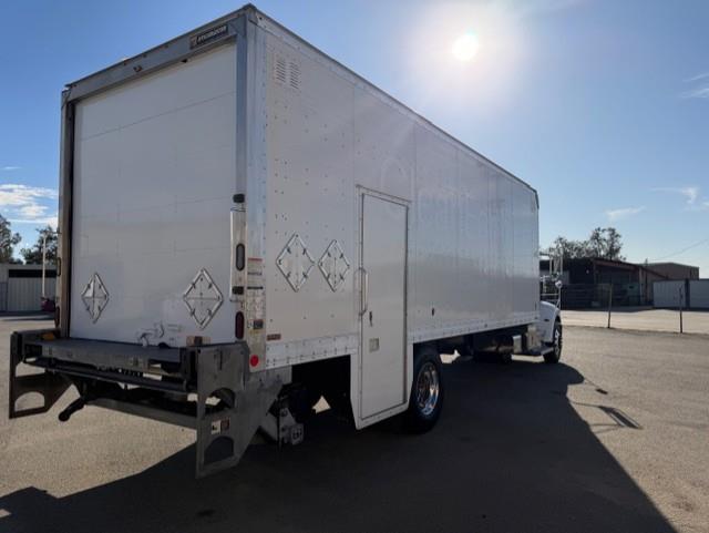 2020 Peterbilt 337-5