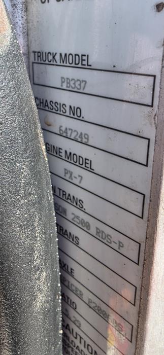 2020 Peterbilt 337-30