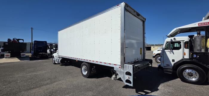 2020 Peterbilt 337-3