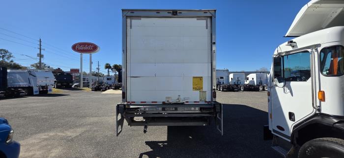 2020 Peterbilt 337-4