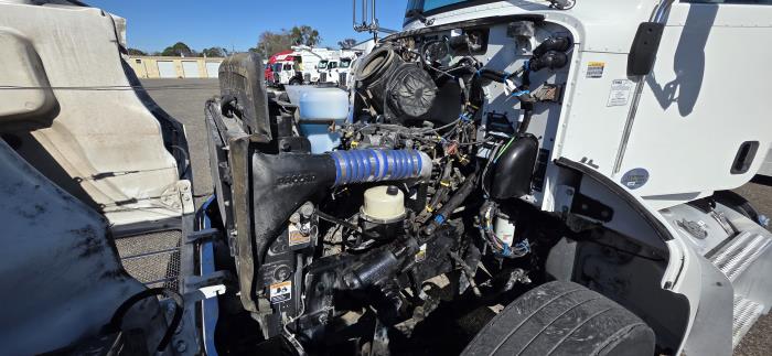 2020 Peterbilt 337-26