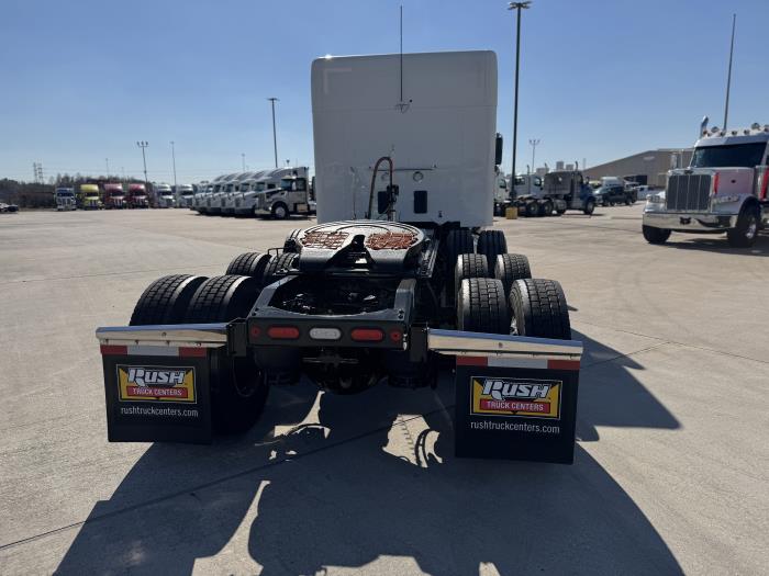 2026 Peterbilt 589-12