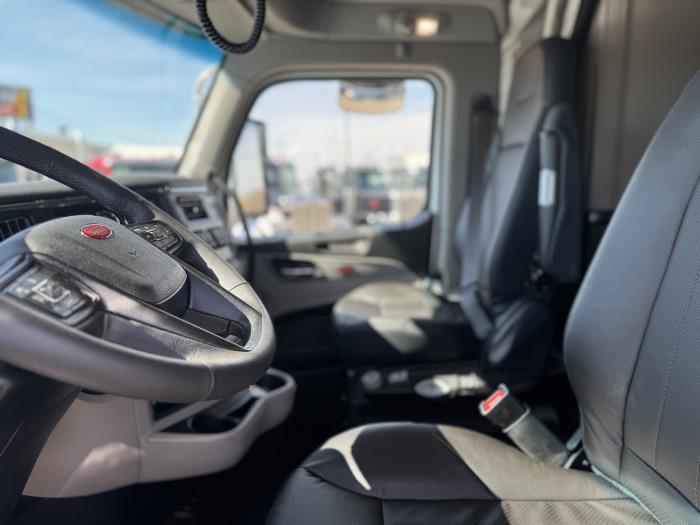 2026 Peterbilt 589-14