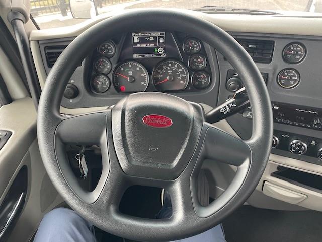 2020 Peterbilt 579-13