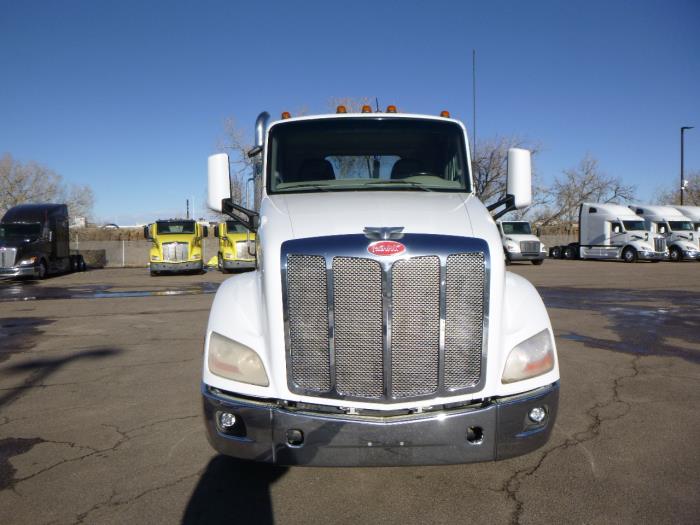 2020 Peterbilt 579-2