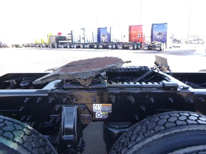 2020 Peterbilt 579-8