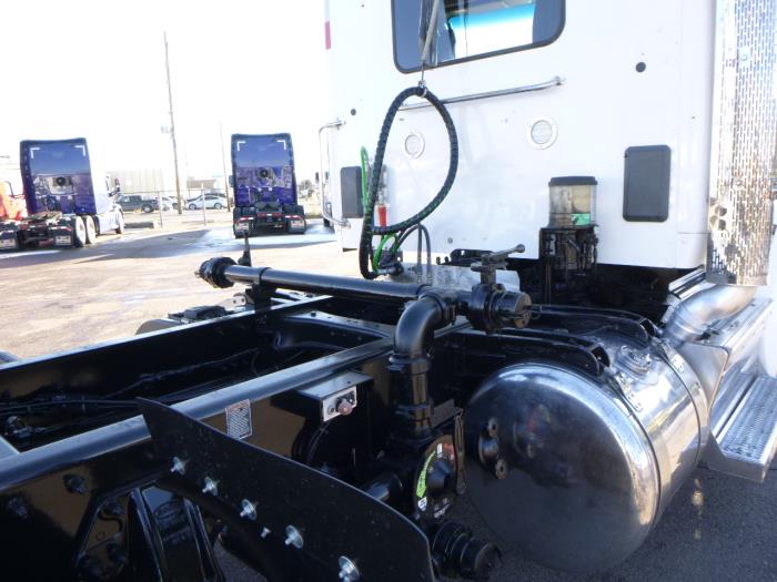 2020 Peterbilt 579-9