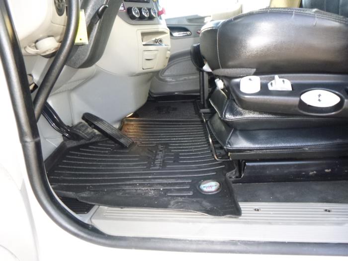 2020 Peterbilt 579-20