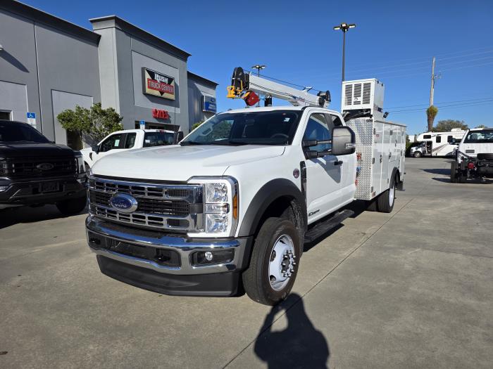 2026 Ford F-550-1