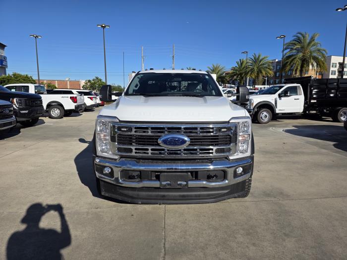2026 Ford F-550-2