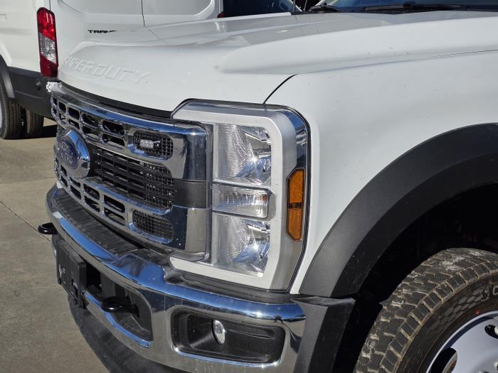 2026 Ford F-550-9