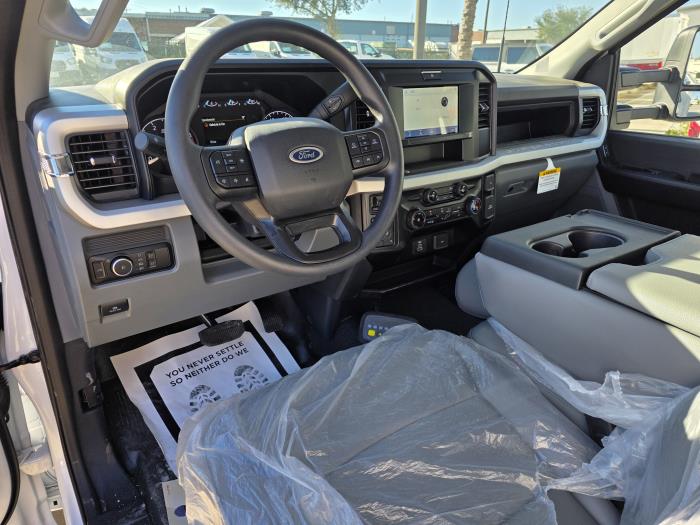 2026 Ford F-550-17