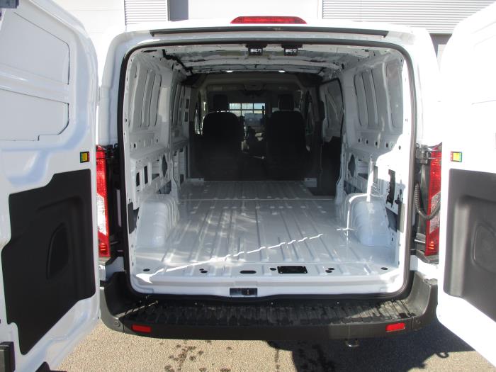 2026 Ford Transit-350-6