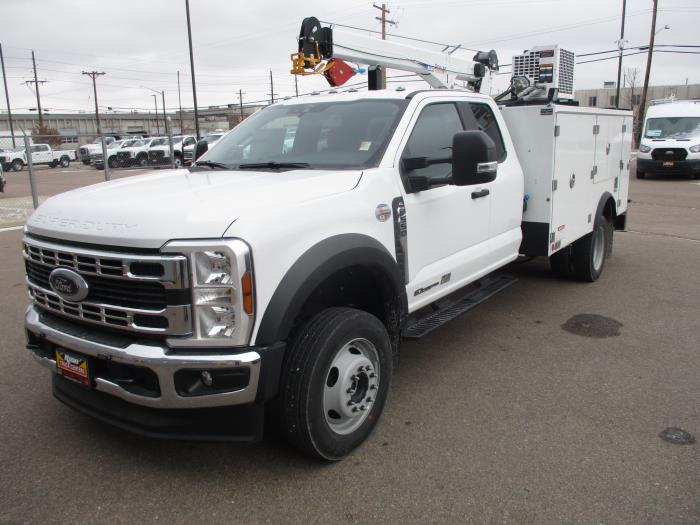 2026 Ford F-550-1