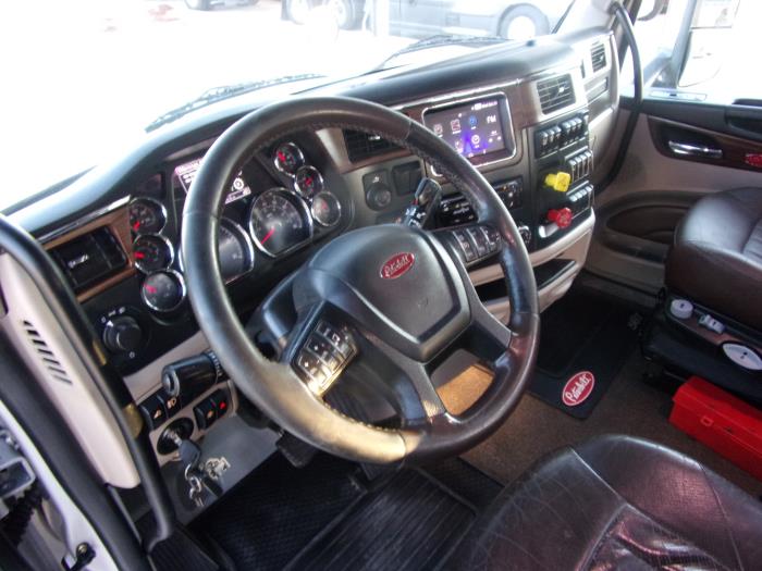 2020 Peterbilt 567-11