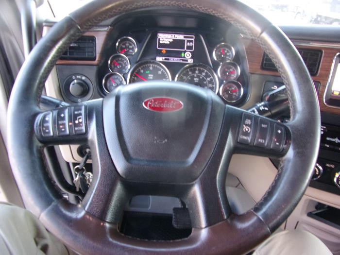 2020 Peterbilt 567-16