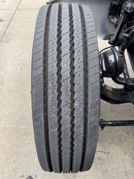 2023 Peterbilt 567-14