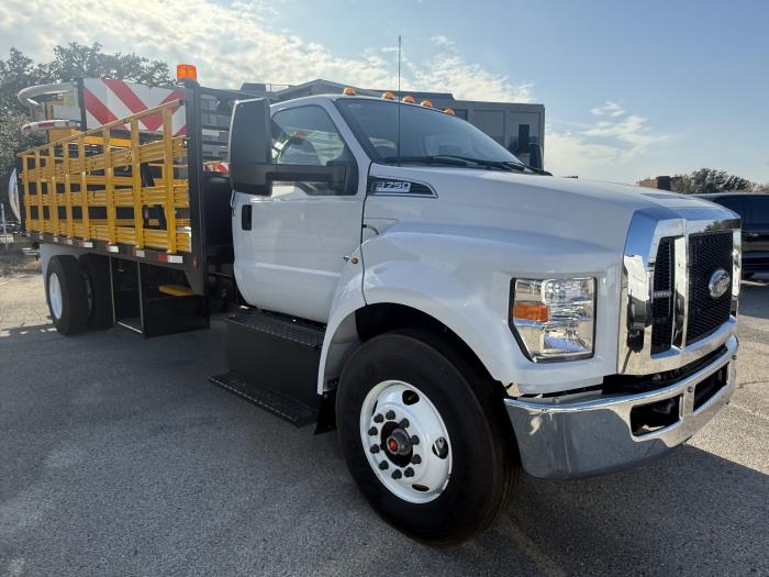2026 Ford F-750-6