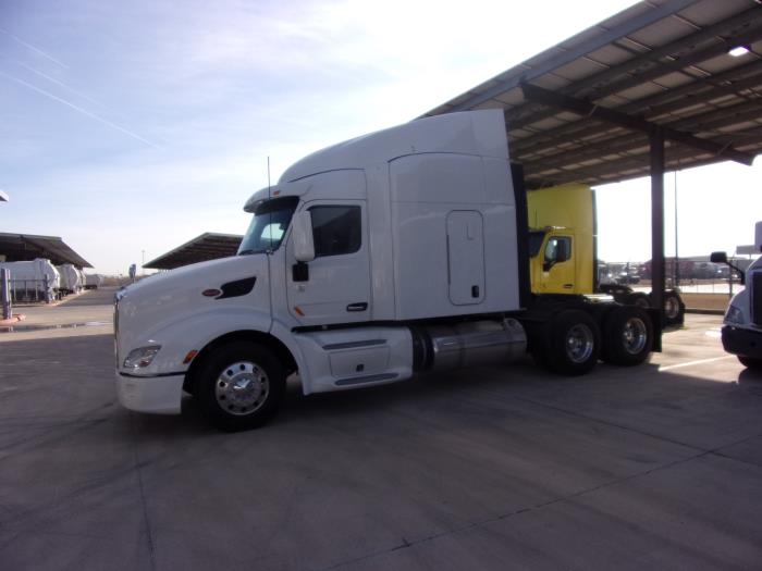 2020 Peterbilt 579-1