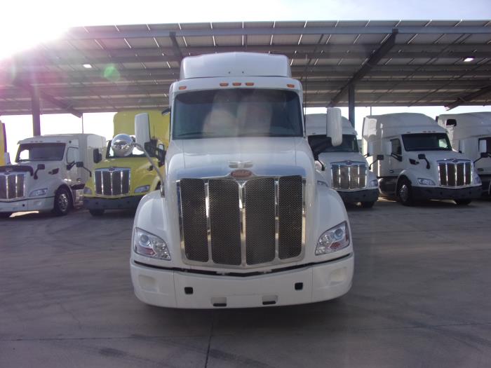 2020 Peterbilt 579-3