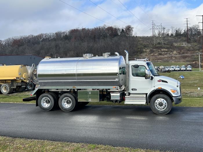 2026 Peterbilt 548-4