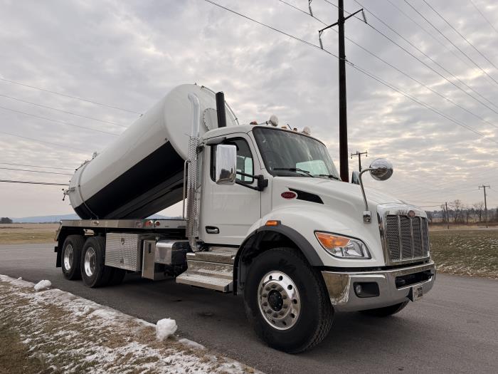 2026 Peterbilt 548-1