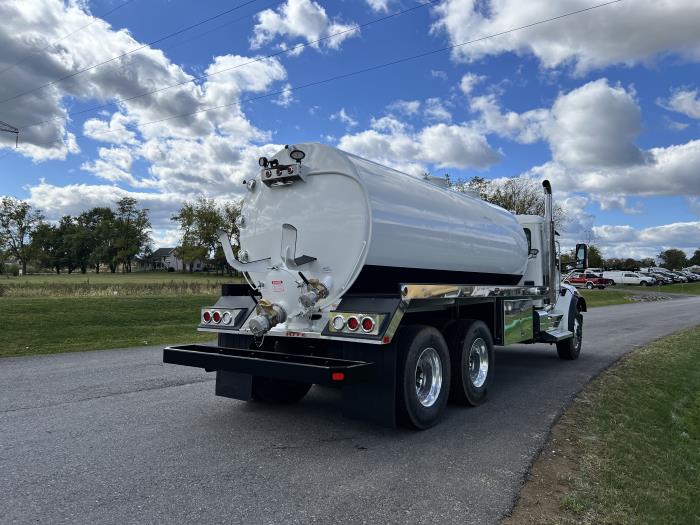 2026 Peterbilt 548-3