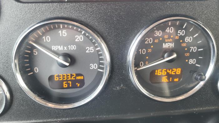 2020 Peterbilt 337-23