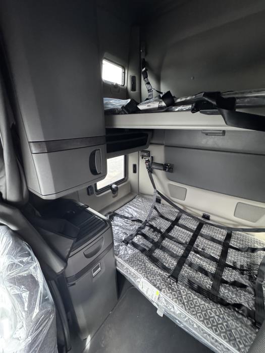 2026 International LT625-15