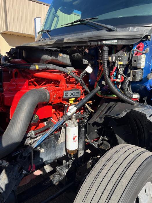 2022 International LT625-26