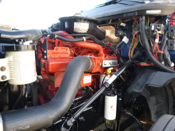 2022 International LT625-27