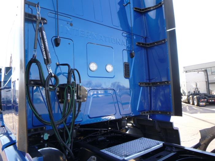 2022 International LT625-31