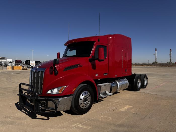 2022 Peterbilt 579-1