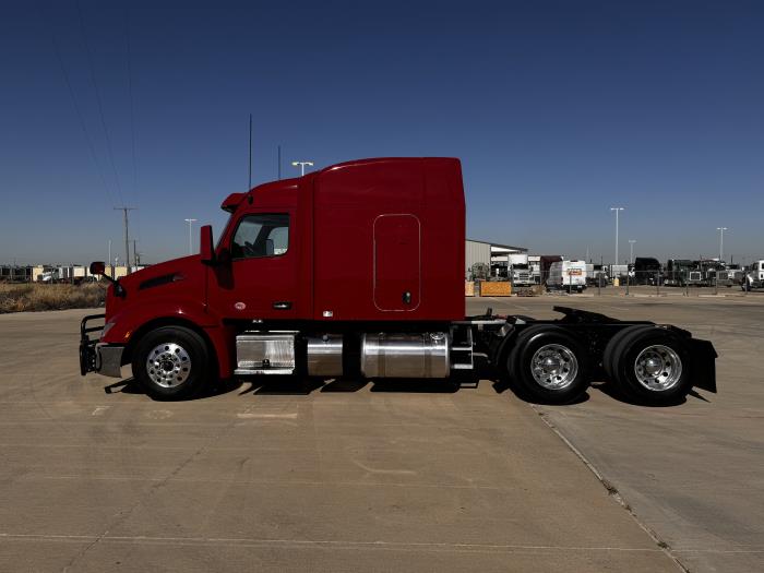 2022 Peterbilt 579-7