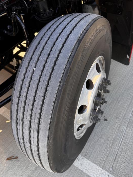 2022 Peterbilt 579-17