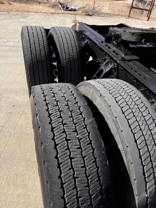 2022 Peterbilt 579-18