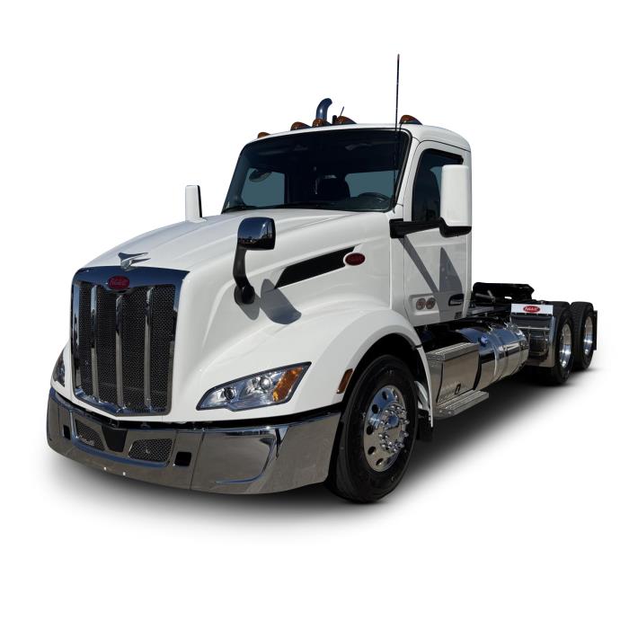 2026 Peterbilt 579-0