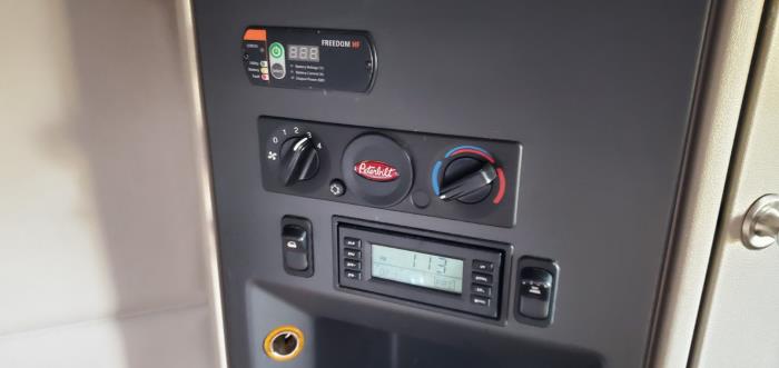 2022 Peterbilt 579-19