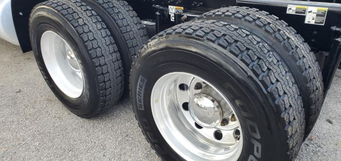 2022 Peterbilt 579-31