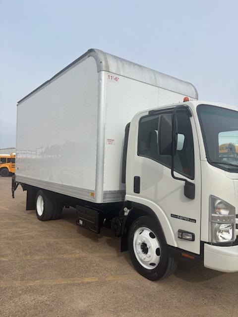 2022 Isuzu NPR-XD-5