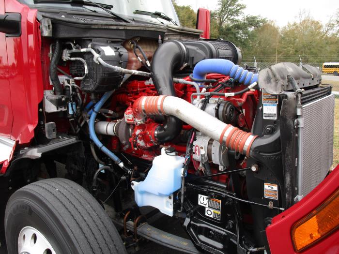 2022 Peterbilt 579-10