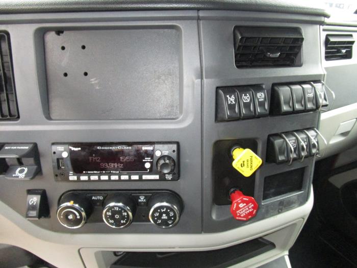 2022 Peterbilt 579-22