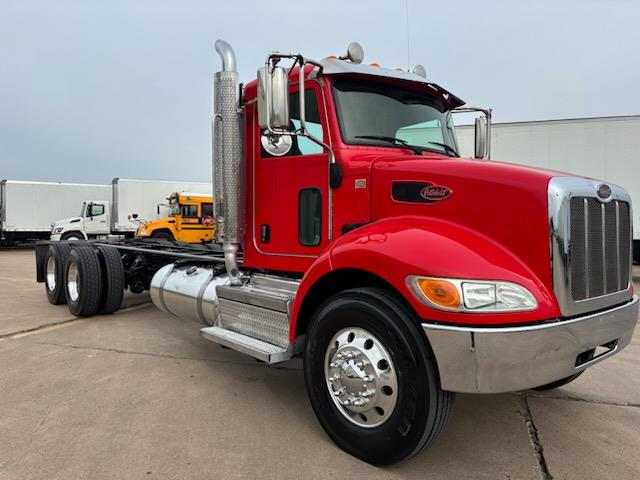 2020 Peterbilt 348-2