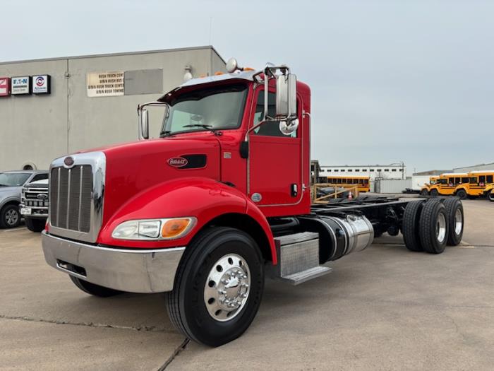 2020 Peterbilt 348-6
